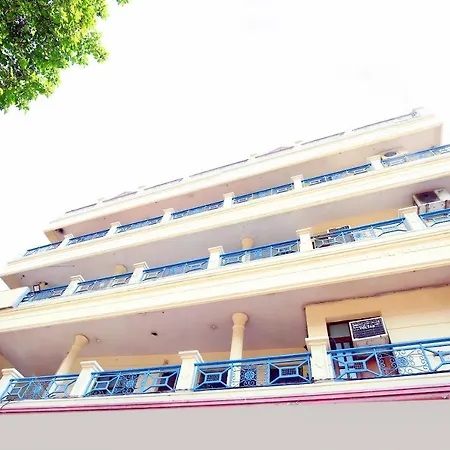 Fabhotel Surya Palace 1-2